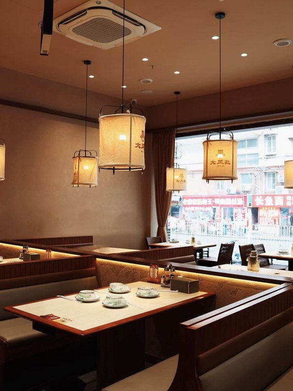 龙蟠中路店大厅